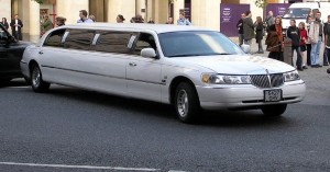 Abibälle werden in Berlin immer aufwendiger organisiert. (Foto: Arpingstone/Wikimedia)