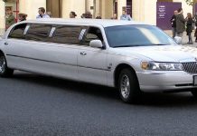 Abibälle werden in Berlin immer aufwendiger organisiert. (Foto: Arpingstone/Wikimedia)