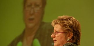 Plädiert für einen Ausweg aus dem G8/G9-Dilemma: NRW-Schulministerin Sylvia Löhrmann. Foto: Bündnis 90/Die Grünen, flickr (CC BY-SA 2.0)
