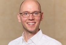 Deutscher Lehrkräftepreis: „Mir macht mein Job nur Spaß, wenn wir hier gemeinsam etwas lernen“ – Preisträger Magnus Osterkamp im Interview