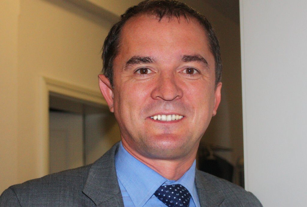 Sachsen-Anhalts neuer Schulminister Marco Tullner (CDU) will kreative Wege gehen um mehr Lehrer zu gewinnen. Foto: EvDa13 / Wikimedia Commons (CC BY 3.0)