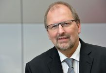 Zeigt sich besorgt angesichts des Lehrermangels: Heinz-Peter Meidinger, Präsident des Deutschen Lehrerverbands. Foto: Deutscher Philologenverband