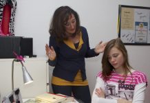 Schule – die versteckte Stress- und Karrierefalle für Mütter: Repräsentative YouGov-Umfrage unter 1.053 Eltern im Auftrag des Bildungsanbieters Studienkreis