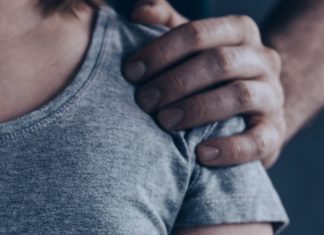 Erneut ein Fall in Thüringen: Lehrer räumt (besonders schlimme) Missbrauchsvorwürfe ein