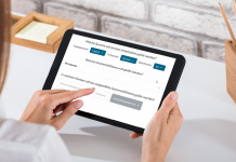 Künstliche Intelligenz im Sprachunterricht: Klett Sprachen setzt auf didaktisch integrierte Innovation