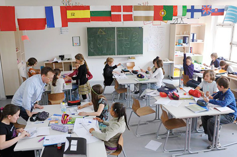 Privatschulen wollen mehr für Flüchtlinge tun – gegen Geld. Foto: Jens Rötzsch / Wikimedia Commons (CC BY-SA 3.0)