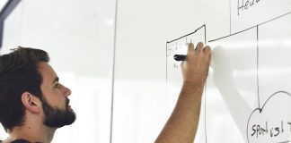 Durch die neuen Einstellungstermine soll künftig Lehramtsstudenten eine Zwangspause erspart werden. Foto: rawpixel / Pixabay (CC0 1.0)