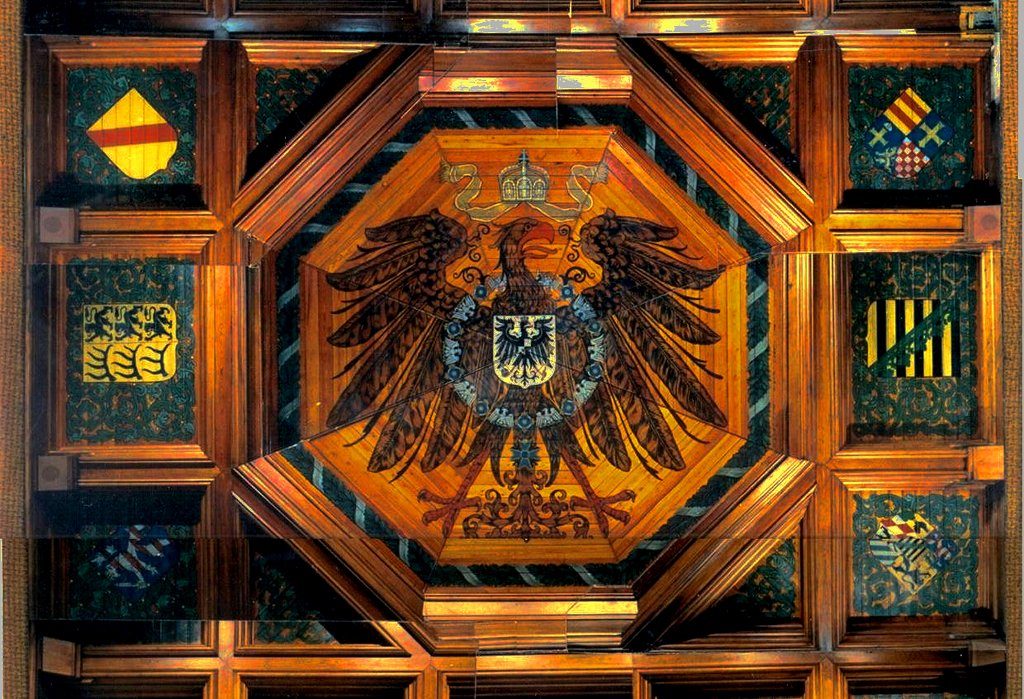 Nach Ansicht der Reichsbürger besteht das Deutsche Reich noch immer fort. Foto: Marineschule Mürwik / Wikimedia Commons [Public domain]