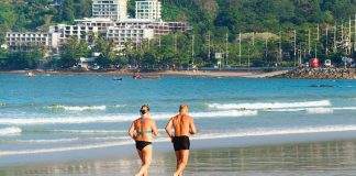 Lehrer nutzen Sabbatjahr häufig vor der Pensionierung Frühpensionierung auf Umwegen. Viele Kollegen arbeiten sich mit einem Sabbatjahr einen früheren Ruhestand heraus. Foto: qimono / Pixabay (CC0 1.0)