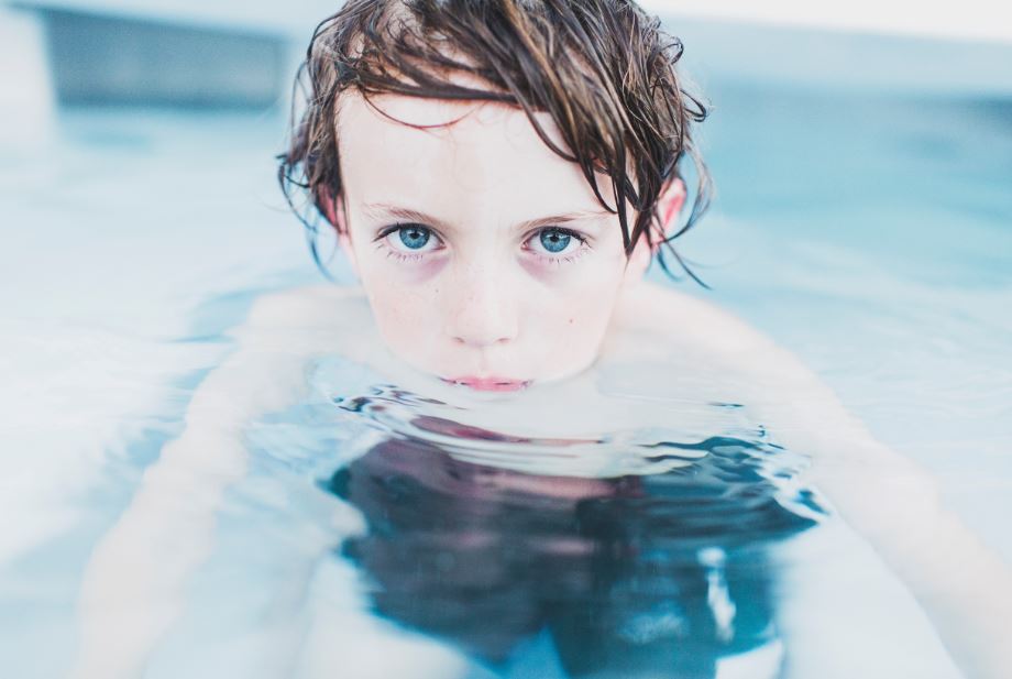 Immer seltener lernen Kinder schwimmen. Foto: Shmeckles... / flickr (CC BY-NC-SA 2.0)