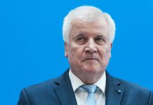 Seehofer rügt Ministerpräsidenten für ihre Corona-Schulpolitik („unzureichend“)