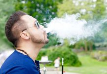 Das neue Rauchen – Lungenärzte warnen vor Trend zu Shishas und E-Zigaretten bei Jugendlichen Die Zigarette hat für Jugendliche kaum noch Bedeutung, doch neue Formen des Rauchens könnten an ihre Stelle treten und die gesundheitlichen Folgen sind noch unklar. Foto: 422737 / pixabay (CC0 Creative Commons)