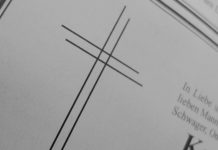 Mobbing eines Schülers durch falsche Todesanzeige – 14-jähriger Mitschüler räumt Tat ein