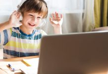 Videokonferenzen: Warum gibt es keine Liste mit datensicheren Lösungen für Schulen?