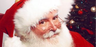 Repräsentiert - jenseits von Kitsch – den Glauben an Wunder: Der Weihnachtsmann. Foto: Jonathan Meath / Wikimedia Commons (CC BY-SA 2.5)