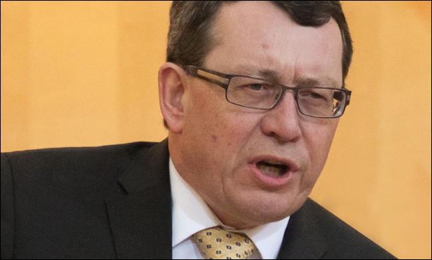 Hessen: Schüler, Eltern und Lehrer kritisieren Änderungen am Schulgesetz Wolfgang Greilich