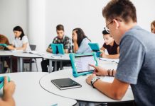 BRAINYOO präsentiert Tools und Inhalte zum Aufholen von Lernrückständen auf dem DSLK