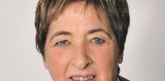 GEW-Vorsitzende Moritz kritisiert Kultusministerin Eisenmann scharf