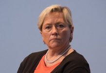 Kultusminister sind sauer: Wo bleiben die 5 Milliarden für den “Digitalpakt”?