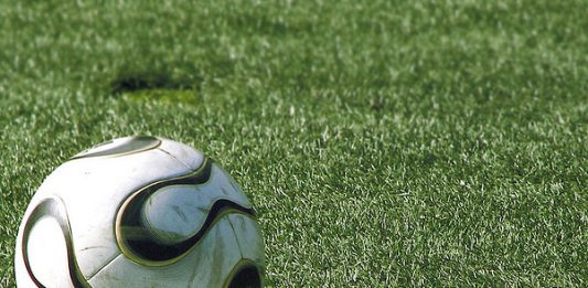 Ministerin Löhrmann: Späterer Schulbeginn nach Spielen möglich; Foto: Awaya Legends/Flickr (CC BY-SA 2.0)