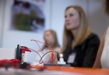 Info-Website will (vor allem) Frauen für MINT-Studiengänge gewinnen