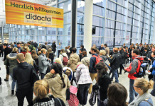 Zur "didacta" in Hannover werden bis zu 100.000 Besucher erwartet - die meisten davon Lehrer. Foto: Koelnmesse Bilddatenbank