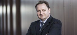 Jürgen Böhm ist Bundesvorsitzender des Verbandes Deutscher Realschullehrer. Foto: eads/Digitales Bildungsnetz Bayern