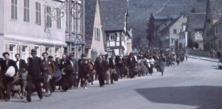 Geheimtreffen mit AfD-Politikern: Wie nach Machtübernahme Millionen von Menschen aus Deutschland herausgedrängt werden sollen