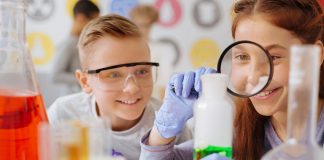 Lernverhalten: Kinder gleichen Konzentrationsschwäche durch Kreativität aus – Forscher fordern flexibleren Unterricht