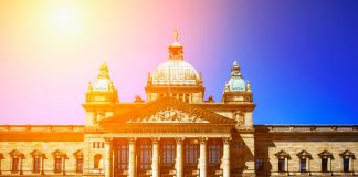 Nach BVG-Hammer zur Vorgriffsstunde: Bildungsminister appelliert an Lehrkräfte, Unterricht nicht einfach ausfallen zu lassen