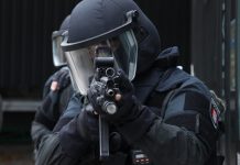 Unverhältnismäßig? Polizei stürmt Schutzstelle für geflüchtete Minderjährige