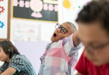 Unterricht: Studie zeigt, wie Langeweile durch Unterforderung den Lernerfolg bremst