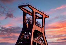 Im Abwärtsstrudel: Das Ruhrgebiet zieht als “bildungspolitische Verliererregion” ganz Deutschland mit nach unten