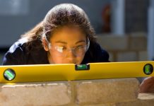 DGB-Report: Azubis unzufrieden mit digitaler Ausstattung in Berufsschulen und Betrieben