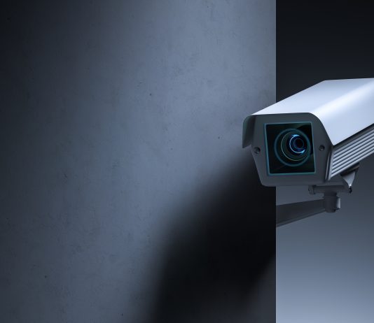 Auch Lehrkräfte gefilmt: Kamera-Überwachung an Grundschule für unzulässig erklärt