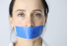 AfD will Lehrern politische Aussagen im Unterricht verbieten. Und Schulen umbenennen