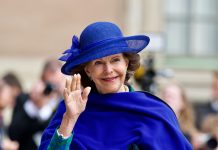 Schwedens Königin Silvia besucht ihre neue alte Schule in Düsseldorf