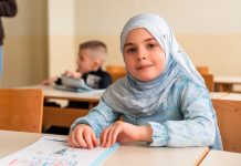 Schule will Schülerinnen das Kopftuch verbieten – Kultusministerium schreitet nach Empörungswelle ein