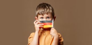 KMK-Kommission fordert: Deutsch-Förderung für Migrantenkinder systematisieren!