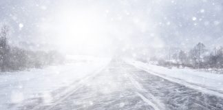 “Extreme Lage”: Schneefall legt Schulen lahm – und es wird schlimmer