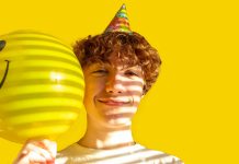 Digitale Lernmedien erst für Neuntklässler? AfD: Reicht – Elternschaft: Reicht nicht