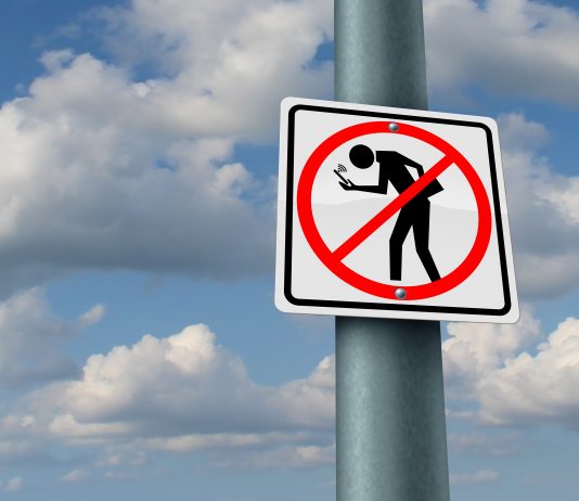 Kultusministerin kündigt an, Handynutzung an Schulen einzuschränken – GEW: Mögliches Verbot wäre realitätsfern