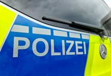 Vorwurf: Versuchter Mord – Fünftklässler gestehen Lehrkraft Steinwürfe auf Autos