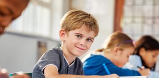 Temperatur, Luft, Akustik und Licht: Heinz Trox-Stiftung zeigt bei den Grundschultagen, was lernförderliche Klassenräume ausmacht