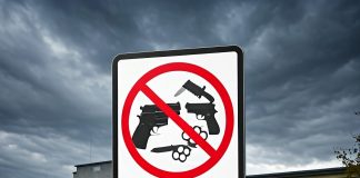 Gegen “Feindseligkeit und Angst”: Kultusminister kündigt Waffenverbot in Schulen an