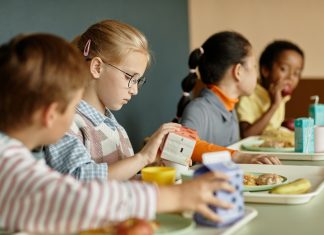 „Ich empfinde das als ungerecht“: Wahlkampf ums kostenlose Schulessen (für alle)