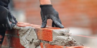 Förderprogramm “Baustein” soll Kommunen helfen, Schulgebäude fit zu machen