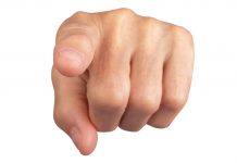 Schülerrat fordert: Handyregeln sollen auch für Lehrer gelten – “Vorbildfunktion”