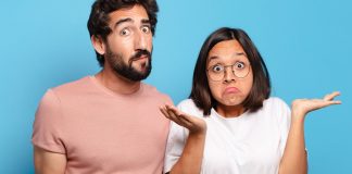 Viele Eltern sind digital unsicher (und können eigenen Handy-Konsum kaum regulieren)