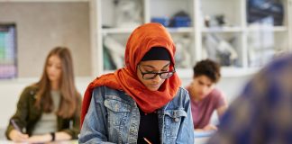 Gegen Hetze in Social Media: Wie islamischer Religionsunterricht wirkt (eine Studie)